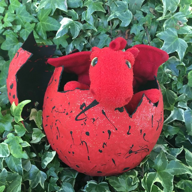 Papier Mache Dragon Egg Craft for Children